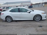 TOYOTA CAMRY XLE 4T1B11HK7KU733770 fotografie