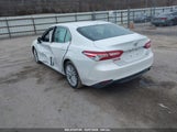 TOYOTA CAMRY XLE 4T1B11HK7KU733770 fotografie