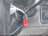 CHEVROLET SILVERADO 1500 LS 2GCEC19T9X1256894 снимка