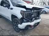 GMC SIERRA 1500 4WD SHORT BOX AT4 1GTPUEEL7NZ574956 снимка