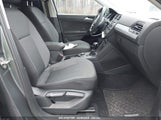 VOLKSWAGEN TIGUAN 2.0T S 3VV0B7AX3MM026708 photo