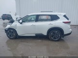 NISSAN ROGUE SV FWD 5N1BT3BA9RC737115 photo