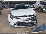 TOYOTA COROLLA LE 5YFB4MDE5RP164180 снимка
