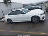 BMW 330I 3MW5R1J02M8C19938 снимка