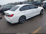 BMW 330I 3MW5R1J02M8C19938 снимка