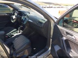 VOLKSWAGEN TIGUAN 2.0T SE R-LINE BLACK 3VV8B7AX3NM168318 photo