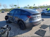 TESLA MODEL Y AWD/LONG RANGE DUAL MOTOR ALL-WHEEL DRIVE 7SAYGDEE8PA183198 fotografie