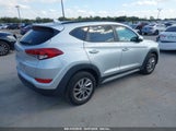 HYUNDAI TUCSON SEL KM8J33A40JU710519 снимка