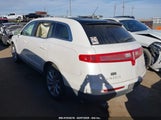 LINCOLN MKT 2LMHJ5FR0ABJ11456 снимка