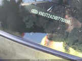 KIA SOUL + KNDJT2A2XB7710198 снимка