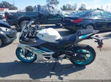 YAMAHA YZFR3 A MH3RH18Y4RK018097 photo
