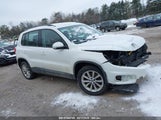 VOLKSWAGEN TIGUAN LIMITED 2.0T WVGBV7AX0JK000306 снимка