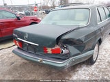 MERCEDES-BENZ 560 SEL WDBCA39E7KA****** снимка