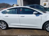 Chrysler 200 Limited 1C3CCCAB8FN552688 fotografie