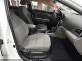 HYUNDAI ELANTRA SE 5NPD84LF5HH116455 снимка
