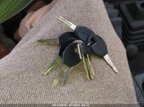 NISSAN TRUCK KING CAB SE/KING CAB XE 1N6SD16Y4TC****** photo