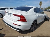 VOLVO S60 B5 PLUS DARK THEME 7JRL12FL9RG314484 fotografie