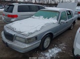 LINCOLN TOWN CAR SIGNATURE 1LNLM82W9VY737302 fotografie