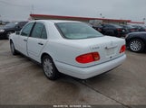 MERCEDES-BENZ E 320 WDBJF65H6XA756164 снимка