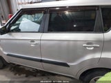 KIA SOUL KNDJT2A54D7570498 снимка