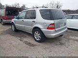 MERCEDES-BENZ ML 430 4JGAB72E4XA113675 photo