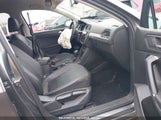 VOLKSWAGEN TIGUAN 2.0T SE/2.0T SE R-LINE BLACK/2.0T SEL 3VV2B7AX2LM107898 fotografie