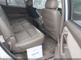 TOYOTA SEQUOIA SR5 V8 5TDBT44A22S106069 снимка