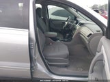 CHEVROLET TRAVERSE 1LT 1GNKRGKD3HJ147658 снимка