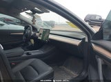 TESLA MODEL 3 STANDARD RANGE PLUS REAR-WHEEL DRIVE 5YJ3E1EA1MF996194 снимка