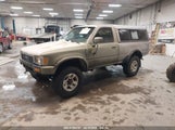 TOYOTA PICKUP 1/2 TON SHT WHEELBASE DLX JT4RN01PXM7****** photo