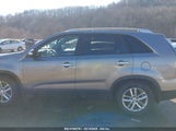 KIA SORENTO LX 5XYKTCA69EG477824 снимка