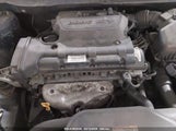 HYUNDAI ELANTRA GLS/SE KMHDU46D28U553661 снимка