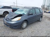 TOYOTA SIENNA CE 5TDKK4CC8AS292253 снимка
