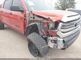 TOYOTA TUNDRA SR5 5.7L V8 5TFDW5F18HX666054 снимка