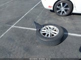 KIA SORENTO LX 5XYKT4A65EG472030 снимка