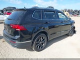 VOLKSWAGEN TIGUAN 2.0T SE/2.0T WOLFSBURG EDITION 3VV3B7AX8RM192033 photo