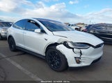 TESLA MODEL X 100D/75D/90D 5YJXCDE24HF077233 fotografie