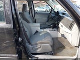 JEEP LIBERTY SPORT 1J8GN28K28W255722 снимка