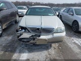 LINCOLN TOWN CAR ULTIMATE 1LNHM83W14Y680645 снимка