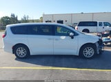 Chrysler Voyager Lx 2C4RC1CG0NR208549 снимка