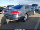 VOLKSWAGEN PASSAT 2.5L SE 1VWBP7A37DC058565 снимка