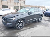 VOLVO XC60 B5 MOMENTUM YV4L12RK1N1086380 fotografie