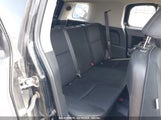 TOYOTA FJ CRUISER JTEBU11F470011370 photo