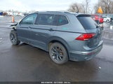 VOLKSWAGEN TIGUAN 2.0T SE 3VV2B7AX2NM161365 photo