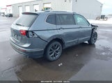 VOLKSWAGEN TIGUAN 2.0T SE 3VV2B7AX2NM161365 снимка