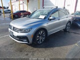 VOLKSWAGEN TIGUAN 2.0T SEL PREMIUM R-LINE 3VV4B7AX3LM026062 снимка
