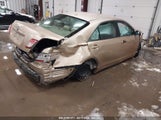 TOYOTA CAMRY LE 4T4BF3EK5BR147365 снимка