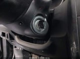 NISSAN VERSA 1.8S 3N1BC13E28L374656 снимка
