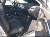 TESLA MODEL X 75D/P100D/P90D 5YJXCBE42GF000705 снимка
