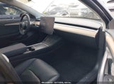 TESLA MODEL 3 REAR-WHEEL DRIVE 5YJ3E1EA8PF700690 снимка